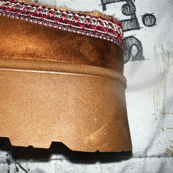 COPY - Rouge Platform Slippers - Picture 7 of 10